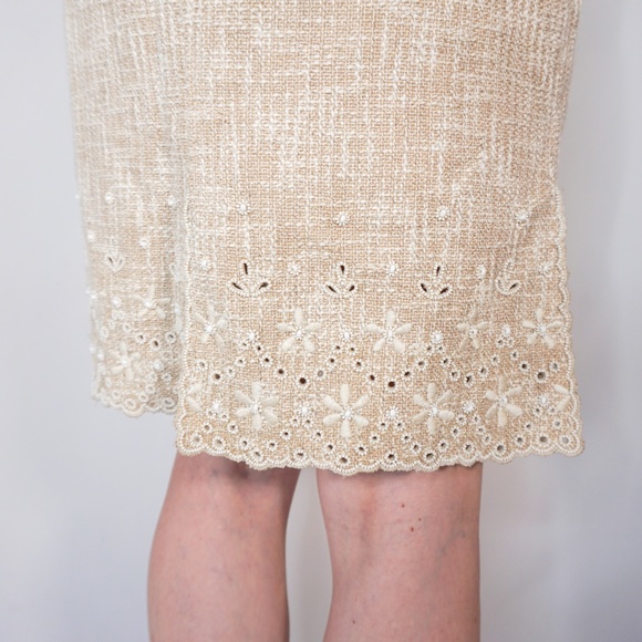 481. VALENTINO Tan Tweed Flax Skirt Beaded Embroidered Size 8 - Picture 8 of 8